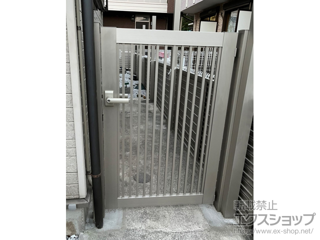 神奈川県横浜市のの門扉 プレシオス門扉 縦格子 片開き 施工例