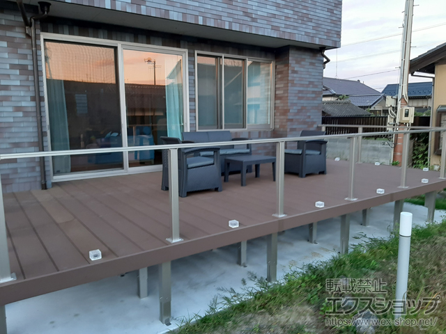 福島県いわき市ののウッドデッキ リウッドデッキ 200＋ルシアスデッキフェンスB01型＜笠木のみタイプ＞ 施工例
