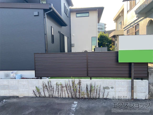 福井県福井市のValue Selectのフェンス・柵・塀 ミエーネフェンス 目隠しルーバータイプ　自由柱施工 施工例