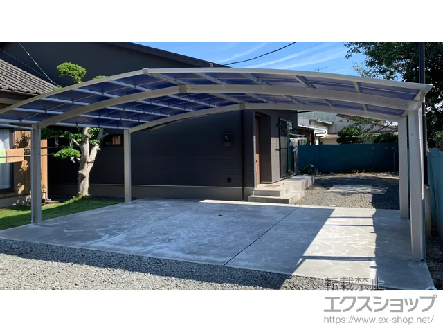 茨城県下妻市のYKKAPのカーポート アリュース トリプル　積雪～20cm対応 施工例