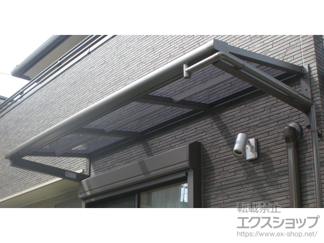埼玉県さいたま市ののテラス屋根 スピーネ F型 ルーフタイプ 単体 積雪〜20cm対応 施工例