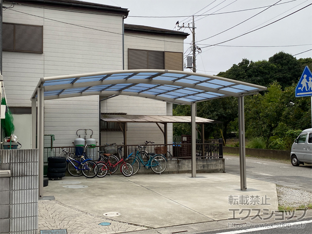 埼玉県上尾市ののカーポート ネスカR (ラウンドスタイル) ワイド 積雪〜20cm対応 施工例