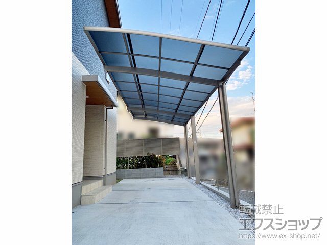 神奈川県横浜市ののカーポート ネスカR (ラウンドスタイル) 延長  耐積雪・耐風圧パッケージ 積雪〜30cm対応 施工例