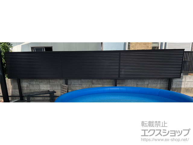 福岡県直方市ののフェンス・柵 ミエーネ目隠しルーバーフェンス 上段のみ設置 自立建て用 施工例