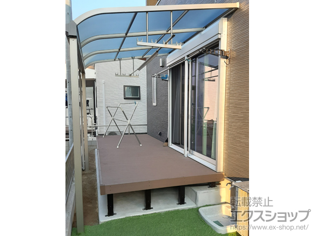 熊本県熊本市ののテラス屋根 ソラリア R型 テラスタイプ 単体 積雪〜20cm対応+吊り下げ式固定物干し 施工例