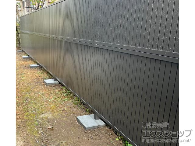 神奈川県鎌倉市ののフェンス・柵 フェンスAB TM1型 縦目隠し アルミ多段柱仕様 施工例