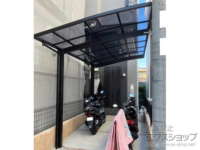 京都府京都市のLIXIL(リクシル)のカーポート ネスカR (ラウンドスタイル) 積雪～20cm対応 施工例