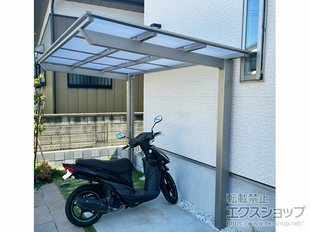 千葉県鎌ケ谷市ののサイクルポート・駐輪場 ネスカFミニ (フラットスタイル) 積雪〜20cm対応屋根材ホルダー 施工例