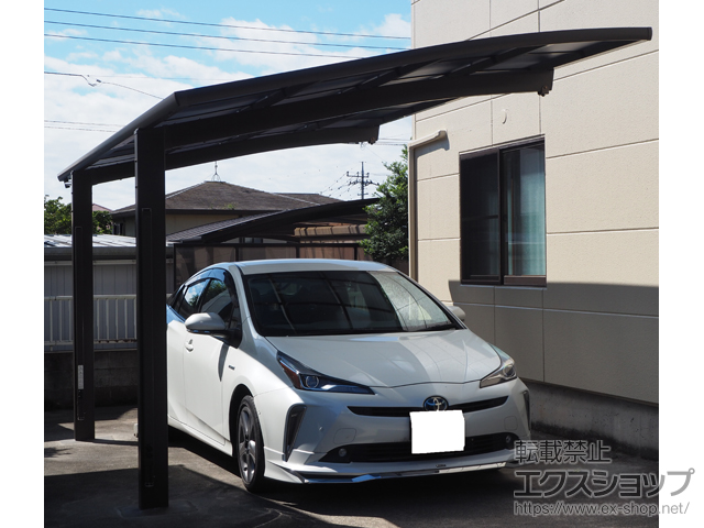 群馬県前橋市ののカーポート フーゴR (ラウンドスタイル) 積雪〜20cm対応＋着脱式サポート柱 標準 施工例