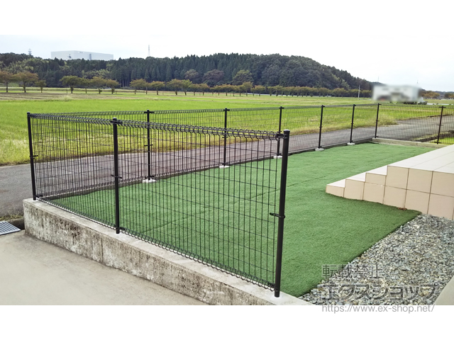 石川県能美市ののフェンス・柵 メッシュフェンス M0　間仕切柱施工 施工例