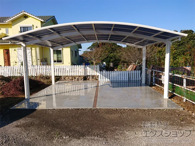 三重県志摩市のYKKAPのカーポート アリュース ツイン　積雪～20cm対応 施工例