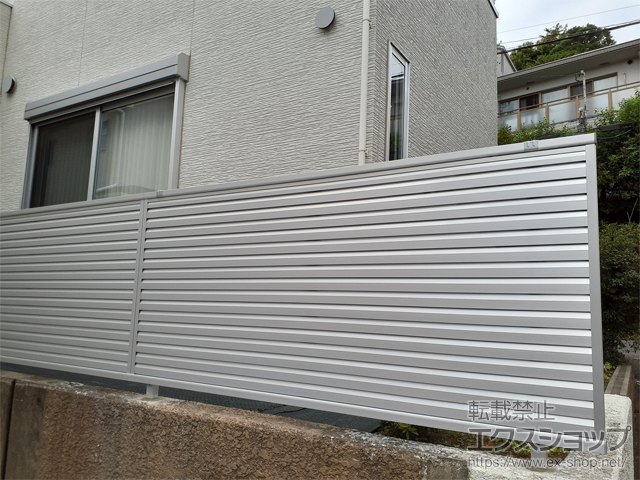 東京都小金井市ののフェンス・柵 ミエーネフェンス 目隠しルーバータイプ　自由柱施工 施工例
