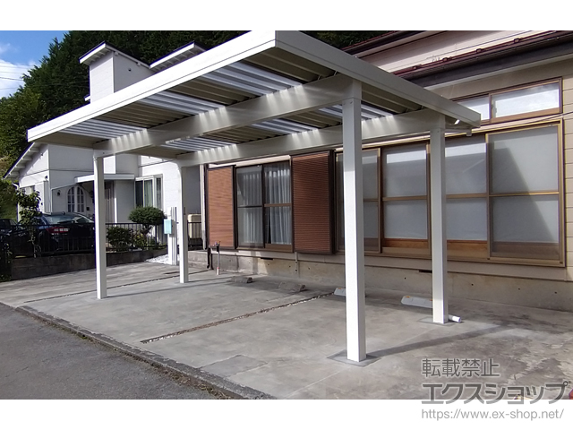 山梨県富士吉田市ののカーポート ジーポートPro 3000 2台用 4本柱 積雪〜100cm対応 施工例