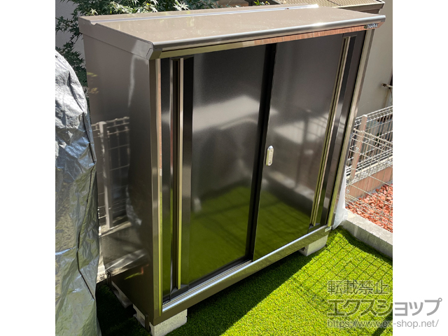 愛知県愛知郡東郷町のの物置・屋外倉庫 ナイソーシスター　1320×480×1303（KMW-135C） KMW-135C-CB 施工例