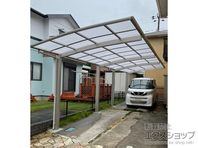 茨城県結城市のValue Selectのカーポート プレシオスポート 縦連棟 積雪～20cm対応 施工例