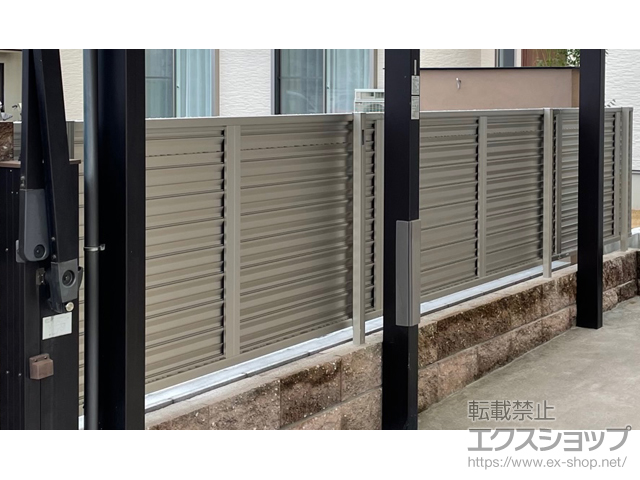 奈良県北葛城郡広陵町ののフェンス・柵 ミエーネフェンス 目隠しルーバータイプ 自由柱施工 施工例