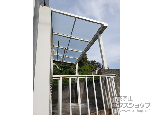 神奈川県横浜市ののテラス屋根 ソラリア F型 テラスタイプ 単体 積雪〜20cm対応 施工例