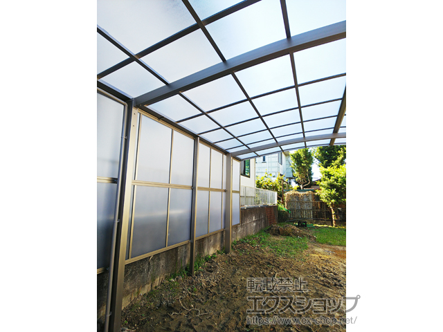 静岡県掛川市ののカーポート ネスカR (ラウンドスタイル) ワイド 積雪〜20cm対応 施工例