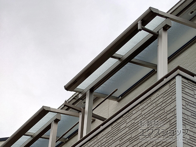 神奈川県相模原市ののバルコニー・ベランダ屋根 ソラリア F型 屋根タイプ 単体 積雪〜20cm対応 施工例