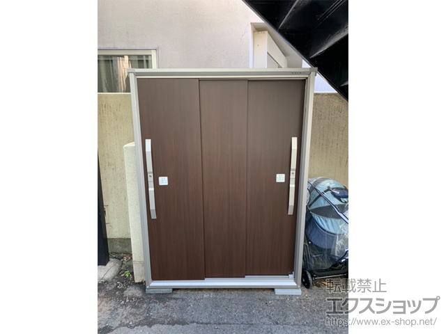 東京都目黒区のの物置・屋外倉庫 エスモ 一般型 1215×537×1614 ESF-1205D-WC 施工例