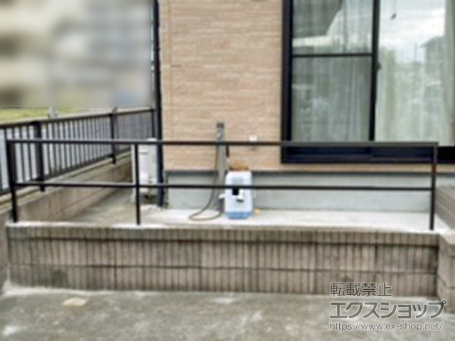茨城県水戸市ののフェンス・柵 ルシアスフェンスLite A02型 横格子1本 間仕切り柱施工 施工例