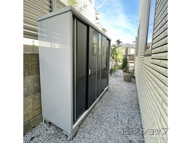 神奈川県横浜市のの物置・屋外倉庫 シンプリー 一般型 2160×755×1903 MJX-217E-P-CG 施工例