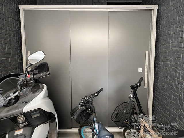 東京都中野区のの物置・屋外倉庫 エスモ 一般型 1950×774×1913（ESF-1907A） ESF-1907A-GM 施工例