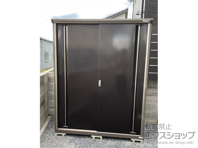 香川県三豊市のの物置・屋外倉庫 ナイソーシスター　1520×920×1903（KMW-159E） KMW-159E-CB 施工例