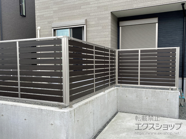 静岡県富士市ののフェンス・柵 ルシアスフェンスF04型 横板 木目カラー 自由柱施工 施工例