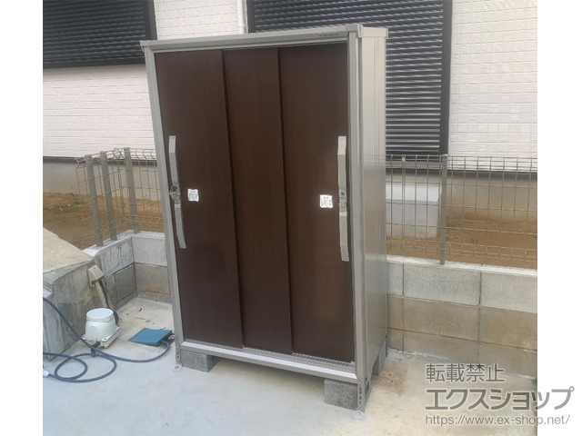 千葉県市川市のの物置・屋外倉庫 エスモ 一般型 1065×537×1614 ESF-1005D-WC 施工例
