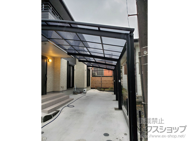 神奈川県横浜市ののカーポート ネスカR (ラウンドスタイル) 縦連棟 積雪〜20cm対応 施工例