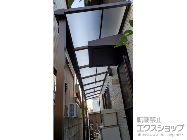 徳島県徳島市ののテラス屋根 ソラリア F型 テラスタイプ 連棟 積雪〜20cm対応 施工例