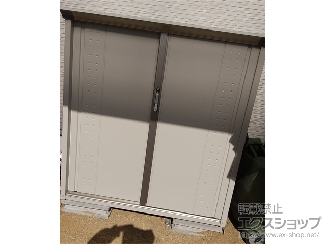 大分県大分市のの物置・屋外倉庫 グランプレステージジャンプ 1304×530×1400 GP-135C-F-MW 施工例