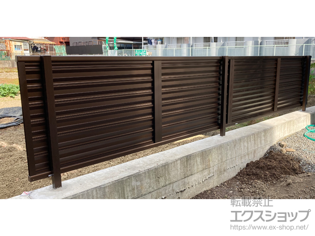 静岡県静岡市ののフェンス・柵 ミエーネフェンス 目隠しルーバータイプ 自由柱施工 施工例