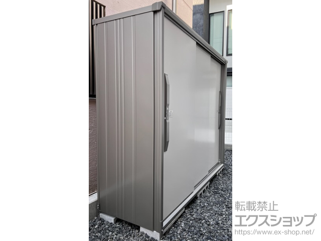 大阪府大阪市のの物置・屋外倉庫 エスモ 一般型 1800×674×1613 ESF-1806D-TW 施工例