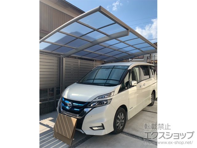 神奈川県海老名市ののカーポート フーゴR (ラウンドスタイル) 積雪〜20cm対応 施工例