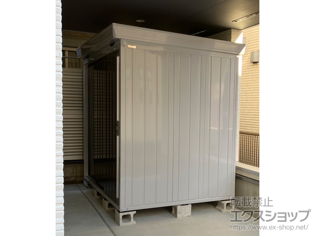 東京都世田谷区のの物置・屋外倉庫 FORTA 一般型 2210×1530×2085 FS-2215S-EB 施工例
