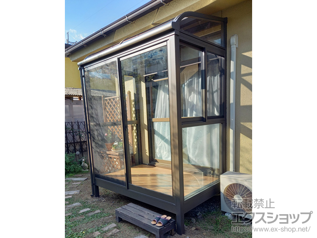 大分県大分市ののテラス囲い・サンルーム サニージュ R型 床納まり ランマ無 積雪〜20cm対応 施工例