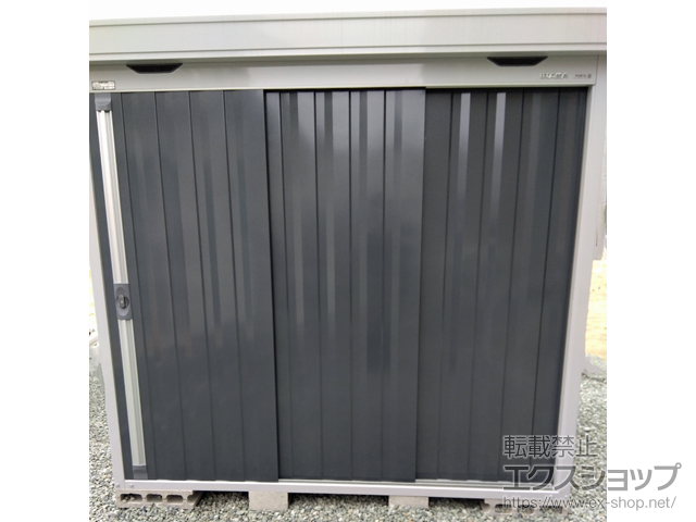 秋田県潟上市のの物置・屋外倉庫 FORTA 多雪型 2210×1790×2085 FS-2218S-CG 施工例