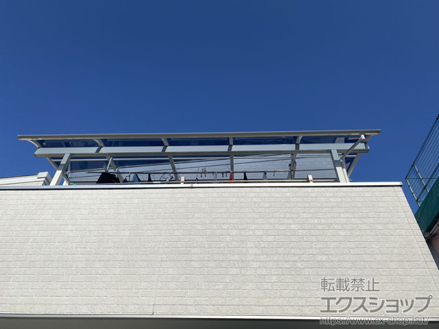 京都府八幡市ののバルコニー・ベランダ屋根 ソラリア R型 屋根タイプ 単体 積雪〜20cm対応 施工例