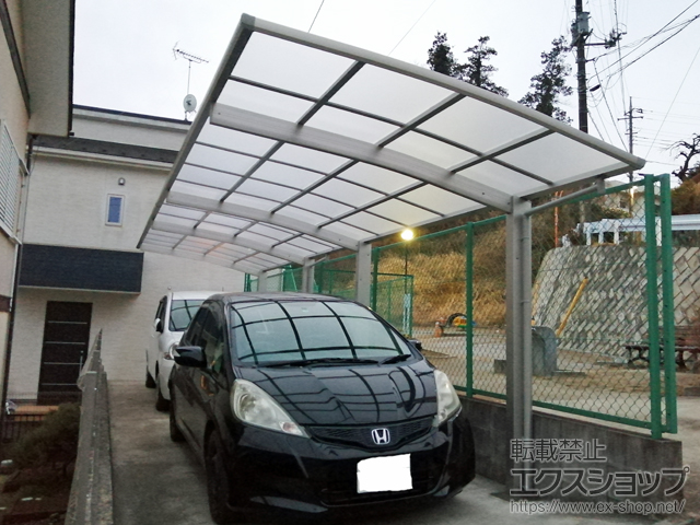 千葉県佐倉市ののカーポート アリュース 縦連棟 積雪〜20cm対応 施工例