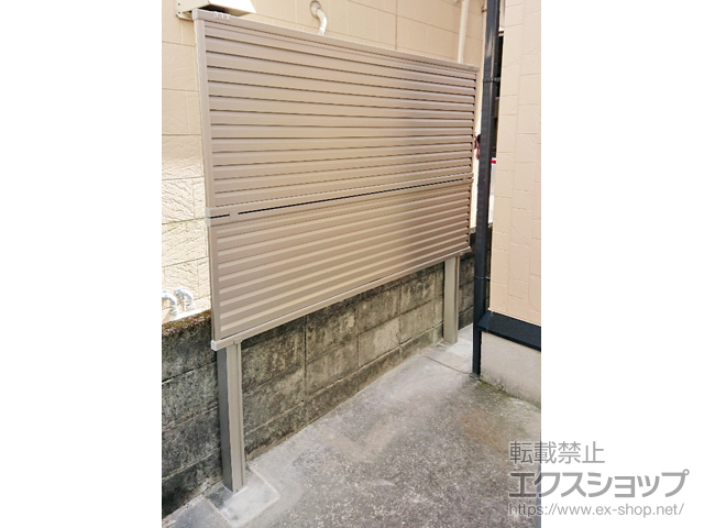 熊本県熊本市ののフェンス・柵 ミエーネフェンス 目隠しルーバータイプ 2段支柱 自立建て用（パネル2段） 施工例