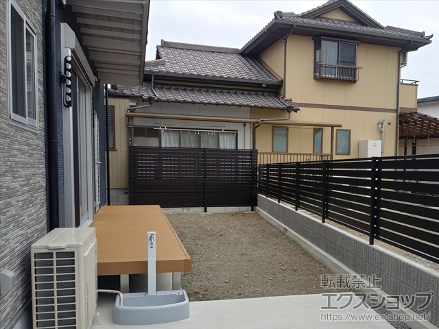 長崎県東彼杵郡東彼杵町ののフェンス・柵 モクアルフェンス 横板タイプ　自由柱施工 施工例