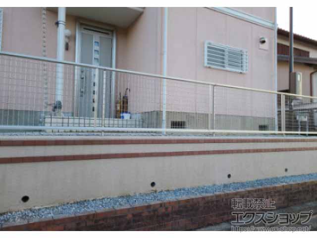 三重県鈴鹿市ののフェンス・柵 イーネットフェンス 3F型 自由柱施工 施工例