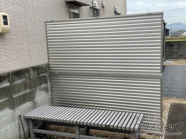 岡山県岡山市ののフェンス・柵 ミエーネフェンス 目隠しルーバータイプ 2段支柱 自立建て用 施工例