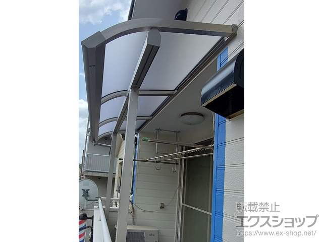 愛媛県宇和島市ののバルコニー・ベランダ屋根 ソラリア R型 屋根タイプ 単体 積雪〜20cm対応 施工例