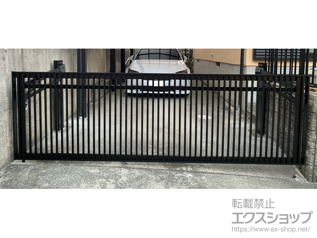 兵庫県神戸市ののカーゲート ワイドオーバードアS2型 手動式 施工例