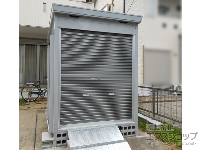 愛知県一宮市のの倉庫・ガレージ バイク保管庫 一般型 床付タイプ 1790×3050×2385 ハイルーフ FM-1830HY 施工例