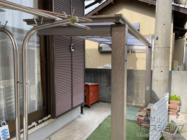 愛媛県西条市ののテラス屋根 フーゴF 独立テラスタイプ 単体 積雪〜20cm対応 施工例