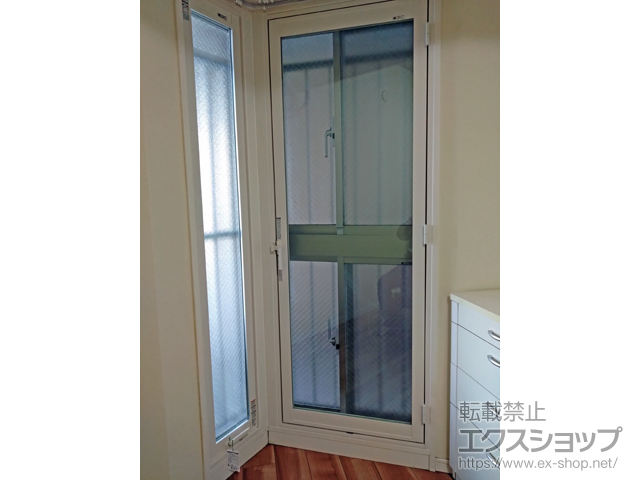 埼玉県川口市のの二重窓（内窓） インプラス テラスドア 外観左吊元 施工例